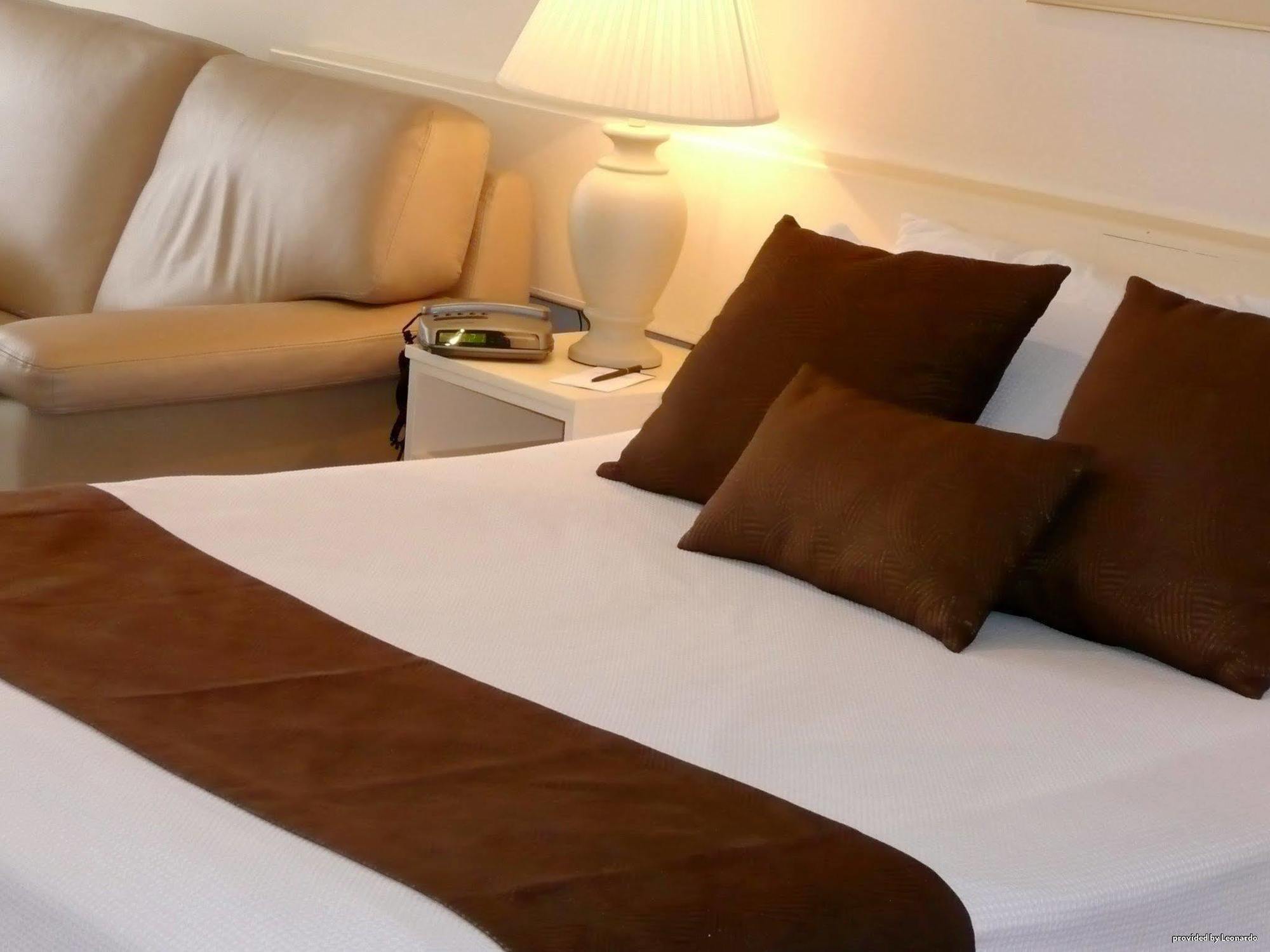 Motel Frankston International Habitación foto